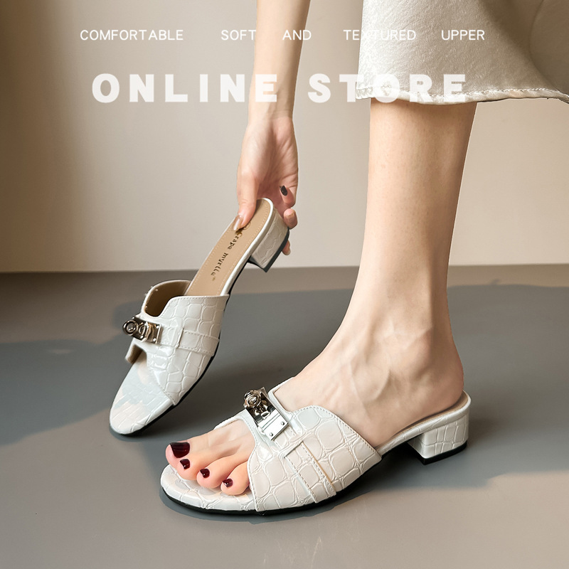 Sheepskin Version~3Cm Crocodile Pattern French-Style Slippers for Women, Summer Thick Heel Fashion Outdoor Wear, Stunning Mid-Heel High-Heeled Sandals for Women