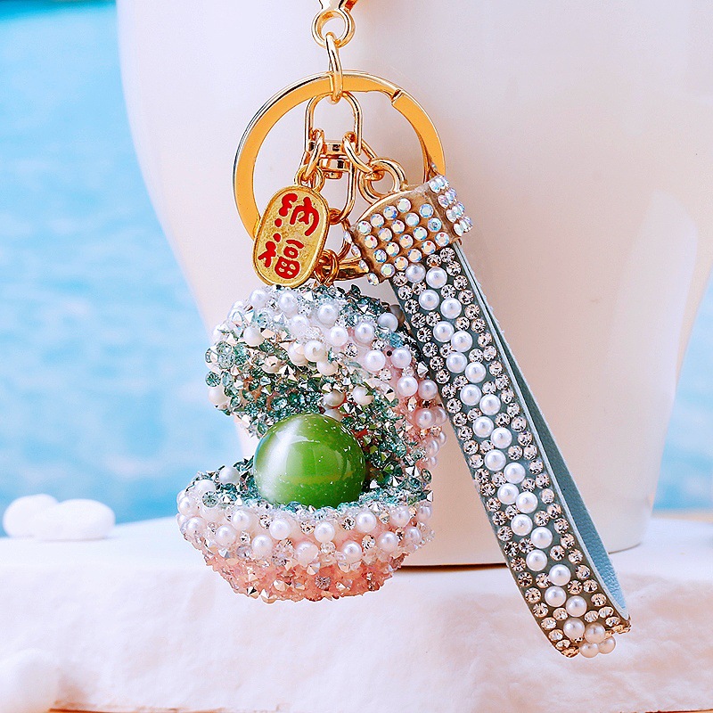 Cornucopia Shell Pearl Mint Green