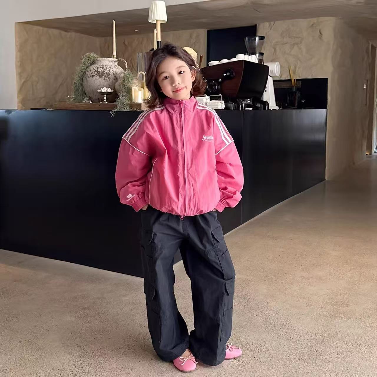 Chaqueta deportiva americana para niñas, ropa de primavera, nueva chaqueta de cuello vertical a rayas para niños, rosa, chaqueta casual para niños, moda
