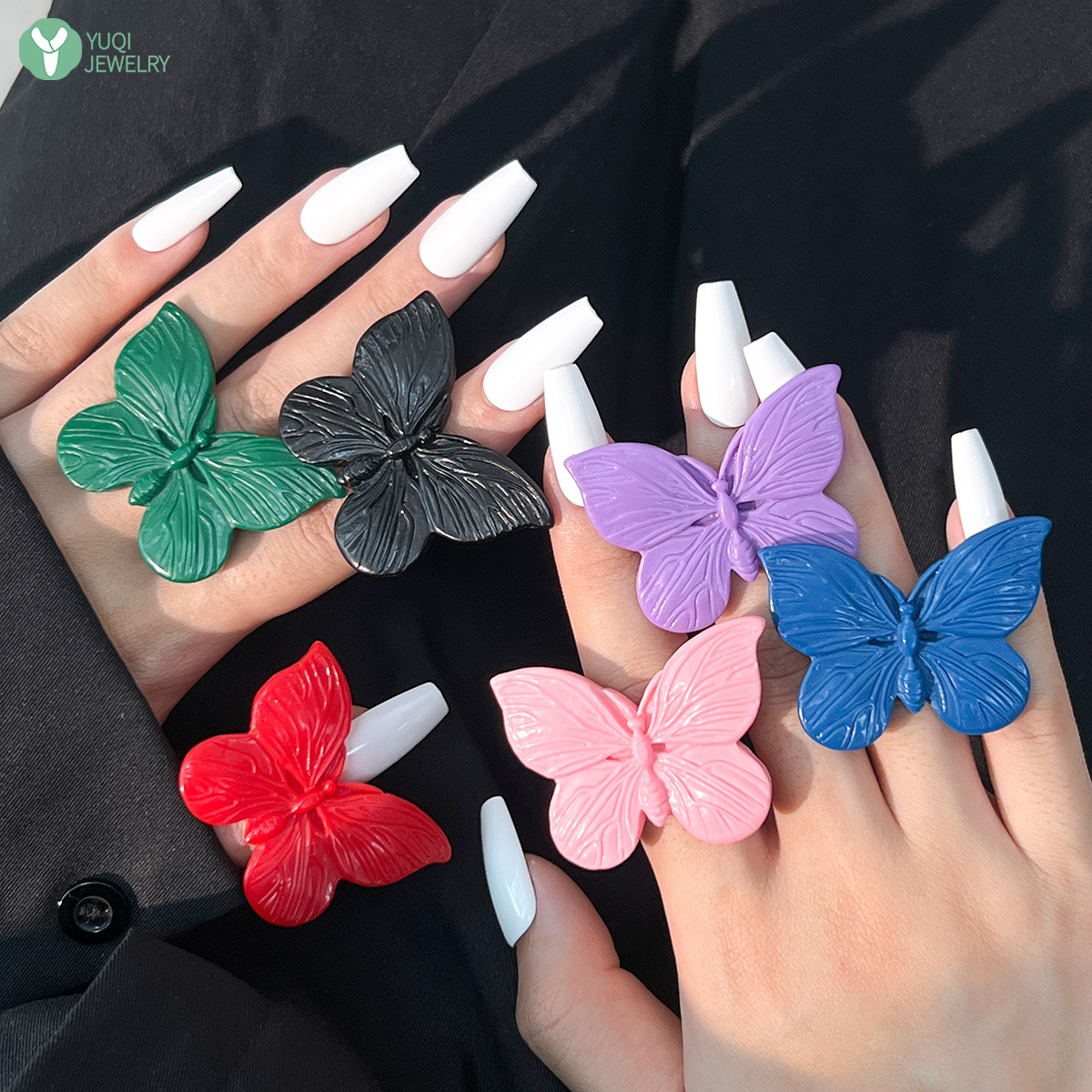 three dimensional retro design ring