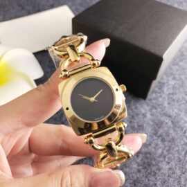 新款方形黑盘女士石英表复古潮流腕表批发个性链带设计镂空时尚