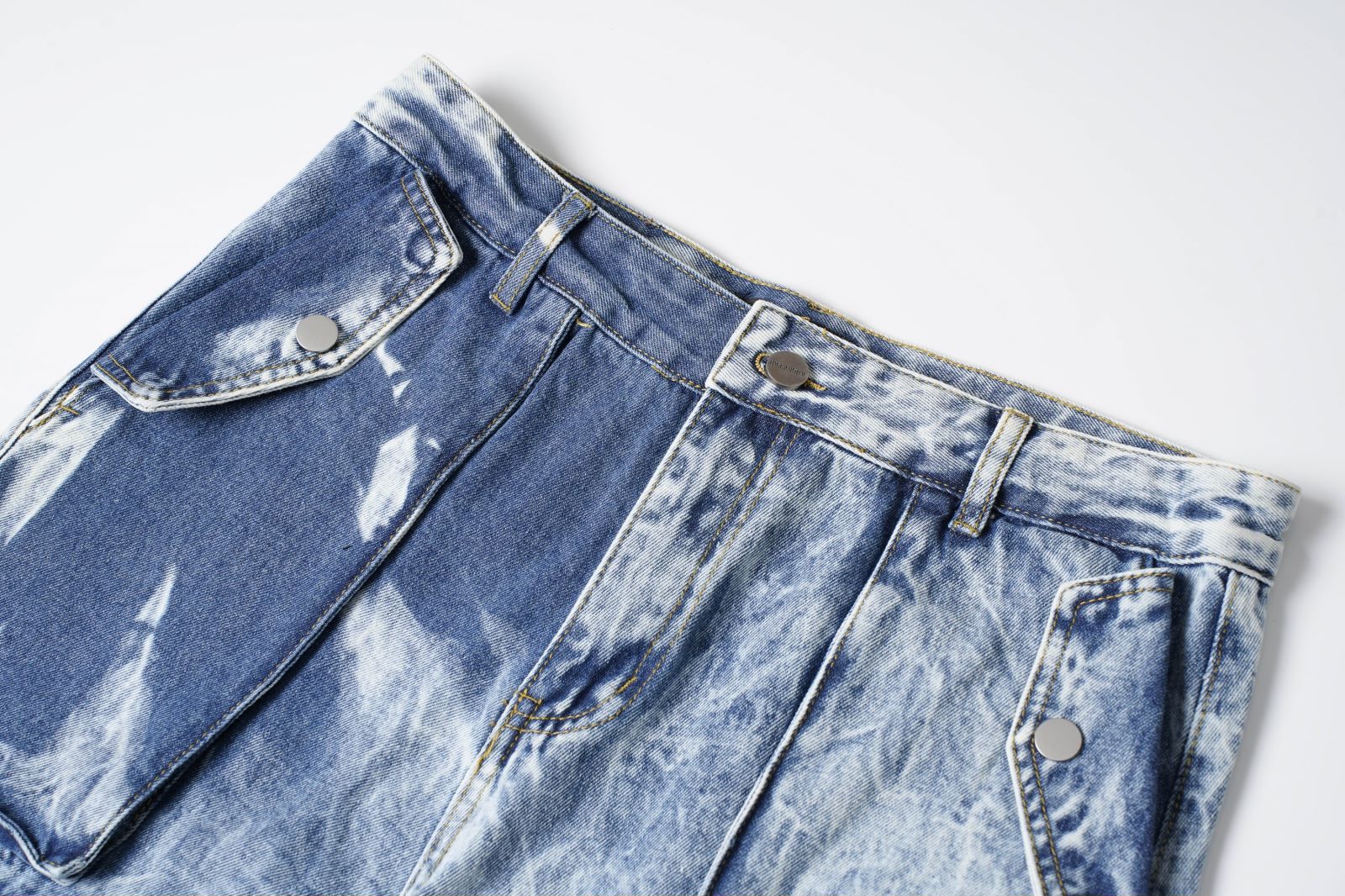 Abbigliamento maschile 2024 autunno nuovi prodotti foto reali pantaloni in denim lavato multitasche alla moda high street personalità_voghion.com