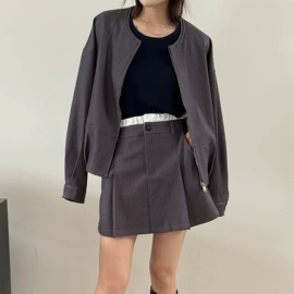 女式毛呢外套;其他短外套;连衣裙