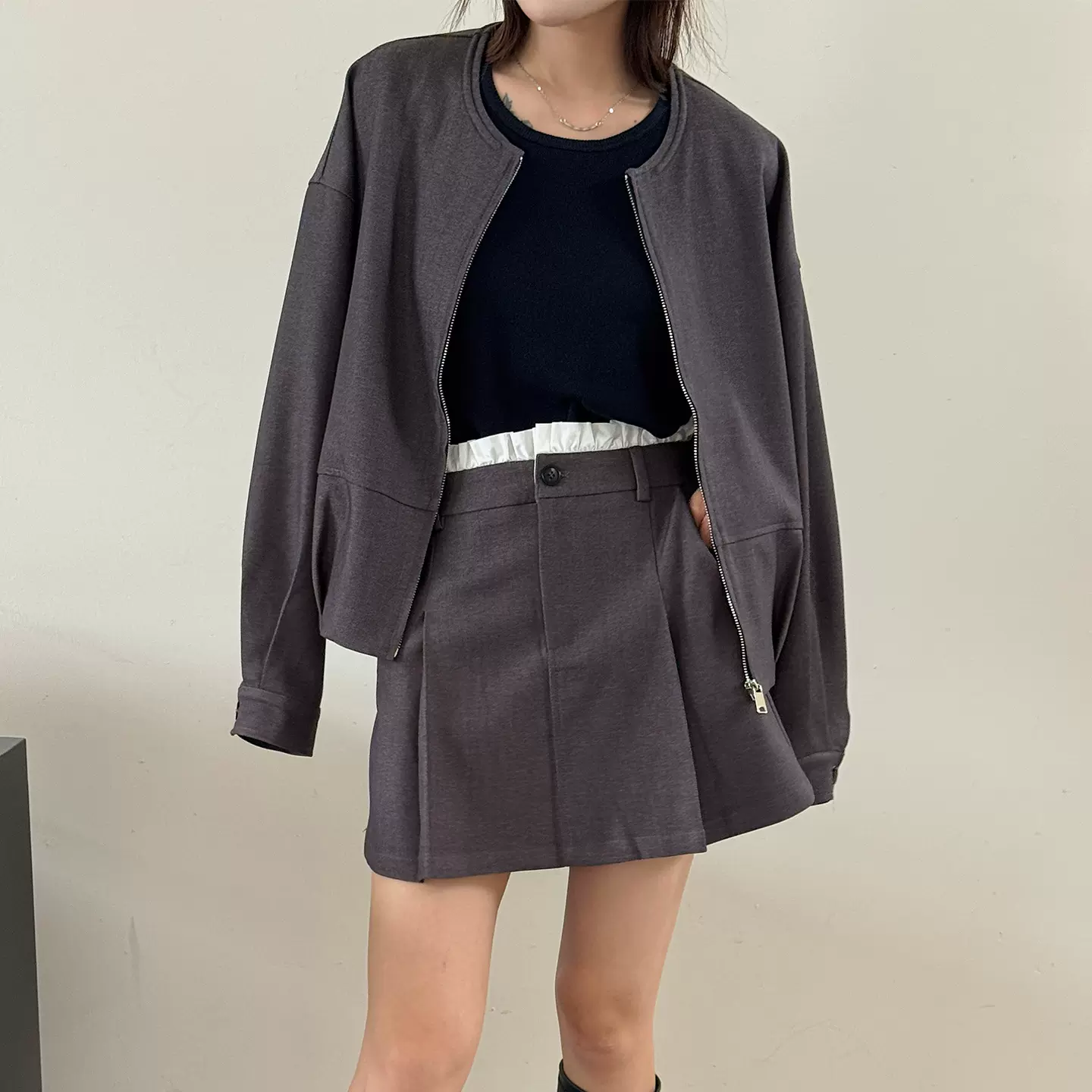 [本初]2025早秋新款气质圆领夹克上衣+撞色拼接半身裙裤灰色套装