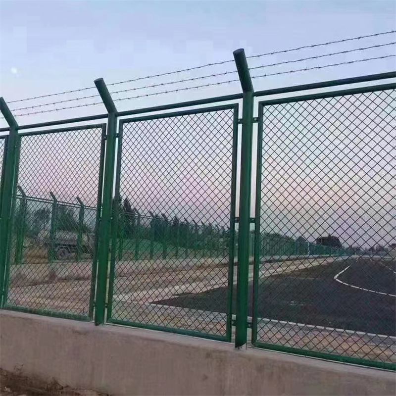 带边框扁铁护栏网 公路护栏网 折弯护栏网  涂塑焊接钢丝网围栏