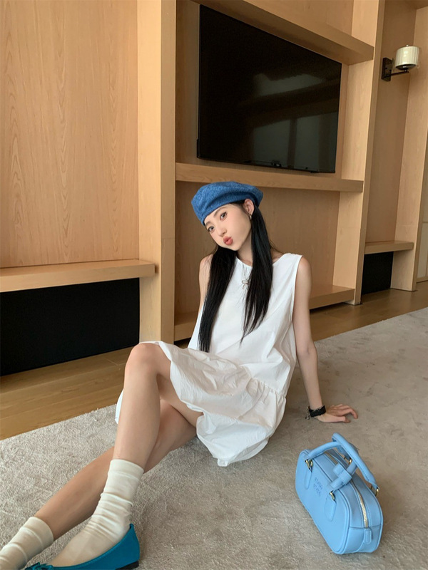 Korean Style White Sleeveless Vest dress Women's Summer Gentle Style Elegant Skirt Loose Flower Bud Short Skirt Korean Style White Sleeveless Vest dress Women's Summer Gentle Style Elegant Skirt Loose Flower Bud Short Skirt