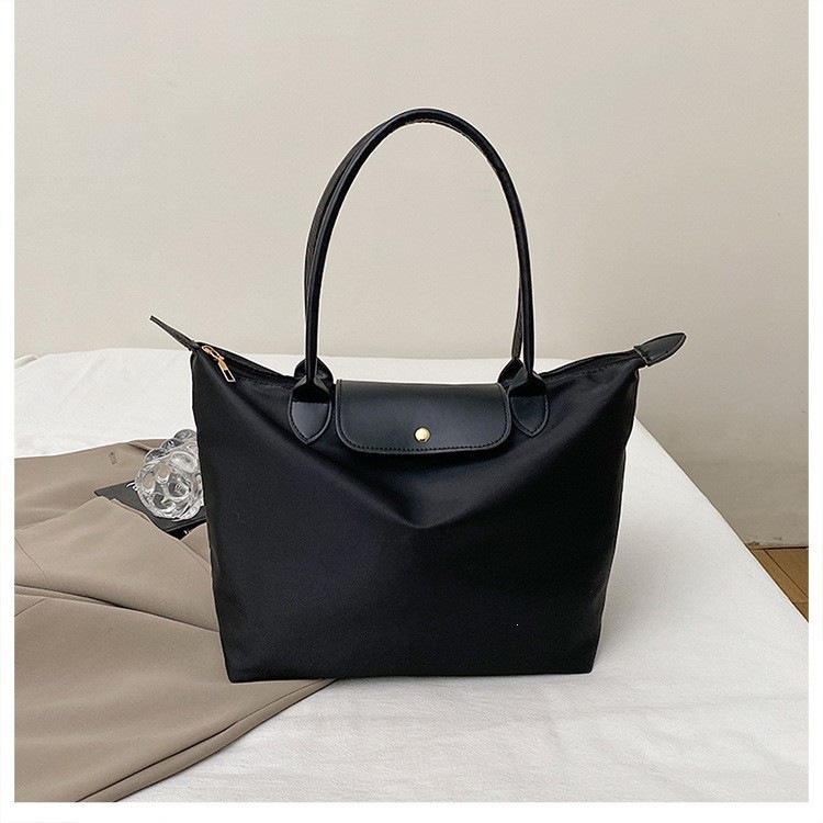 Korean-style fashion casual large-capacity tote bag, single-shoulder women's handbag for casual commuting and travel, nylon fabric underarm bag for women