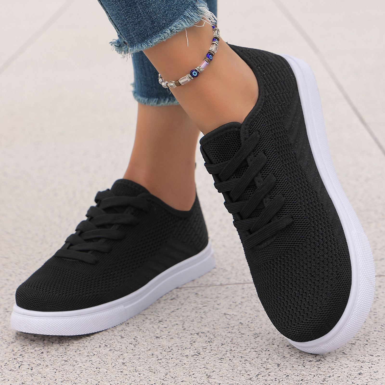 Zapatos de mujer zapatos casuales transfronterizos europeos zapatos blancos de tejido suave zapatos de skate ligeros zapatos de suela plana zapatos de mujer grandes