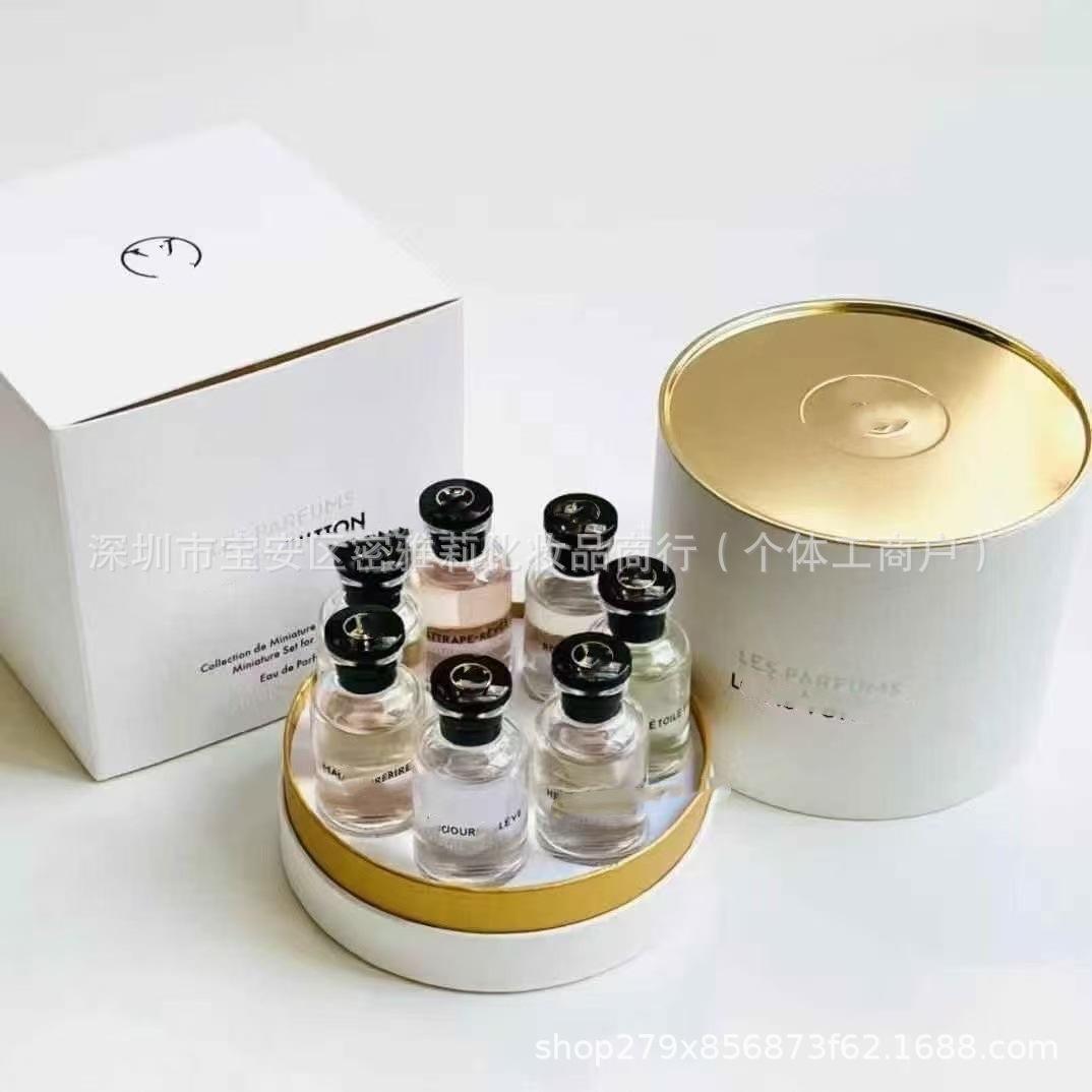 Comercio exterior transfronterizo caja de explosión limitada varios tipos de perfumes caja de marca grande muestra pequeña muestra al por mayor