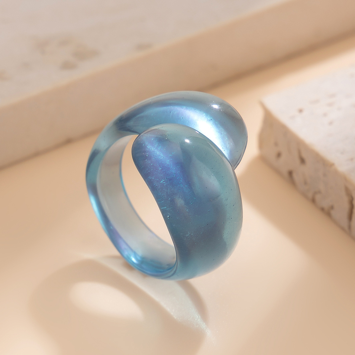 6g Weight Rings Classification 1 Piece Quantity Holiday, Daily Occasion Resin Material Geometric, Solid Color Pattern Women's Gender Plating Design Simple Style, Classic Style Style Simple Style Classic Style Geometric Solid Color Resin Plating Women's Rings 无