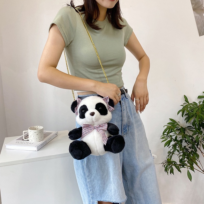 可爱毛绒熊猫包包女2024新款时尚卡通玩偶花花背包女生手提斜挎包