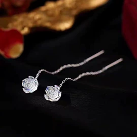 耳线;项链;耳钉