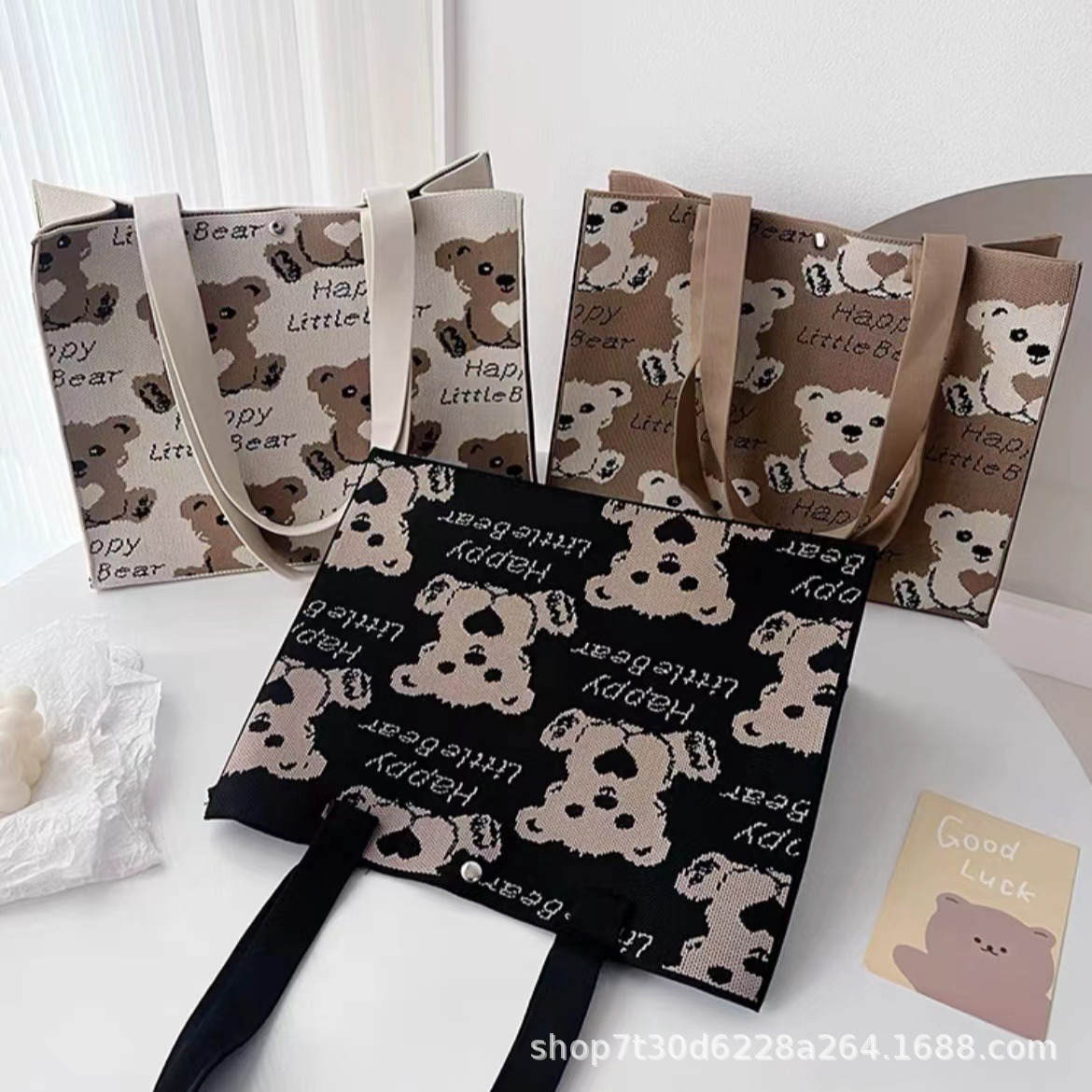 Cartoon adorable oso de gran capacidad bolso de hombro portátil de moda versátil bolso de punto de viaje bolso de mamá bolso especial