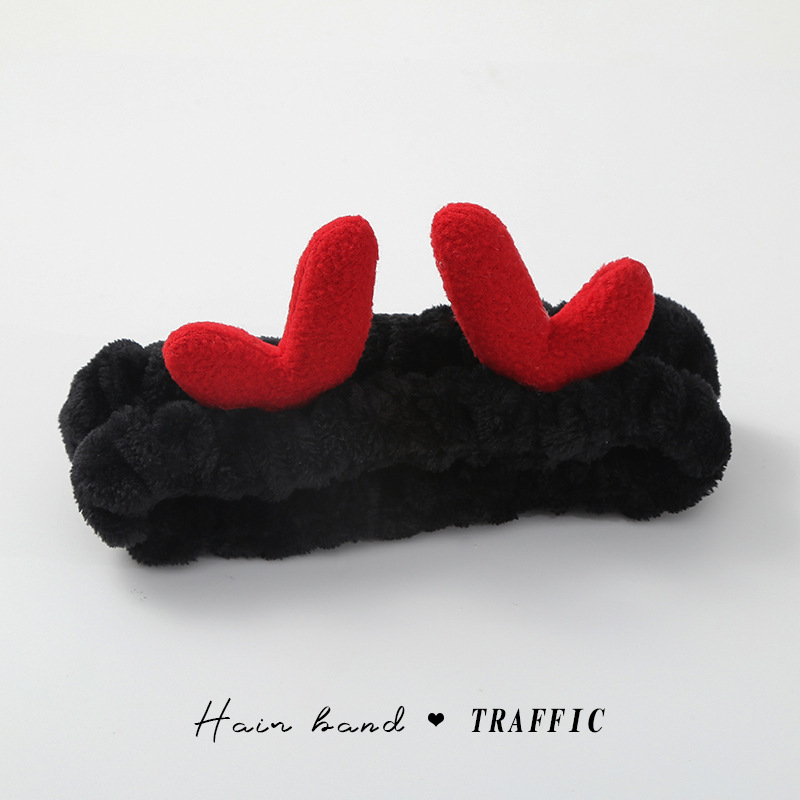 Diadema de felpa de dibujos animados 2025, antideslizante, para maquillaje o spa, estilo lindo