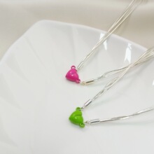 �ǹ�ɫ�������������߹���Ů�p��С���߼��OӋ���䵭�L��