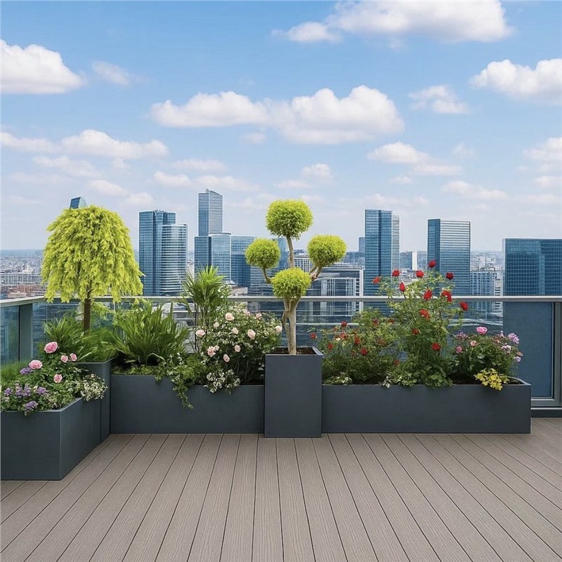 Outdoor wrought iron and stainless steel flower boxes, balcony and patio garden metal planters, ready-made garden sets, and partition flower boxes