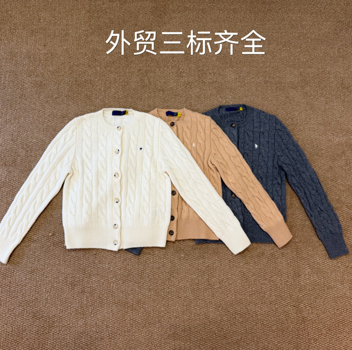 In stock: RL Ralph Lauren small horse logo embroidered 80% wool, 20% cashmere classic wool cardigan, long-sleeved cable-knit sweater for women In stock: RL Ralph Lauren small horse logo embroidered 80% wool, 20% cashmere classic wool cardigan, long-sleeved cable-knit sweater for women