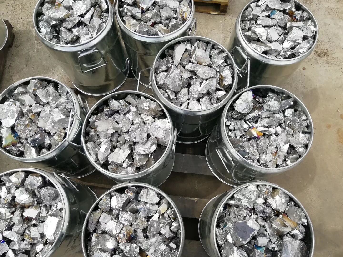 12496885300_888515388