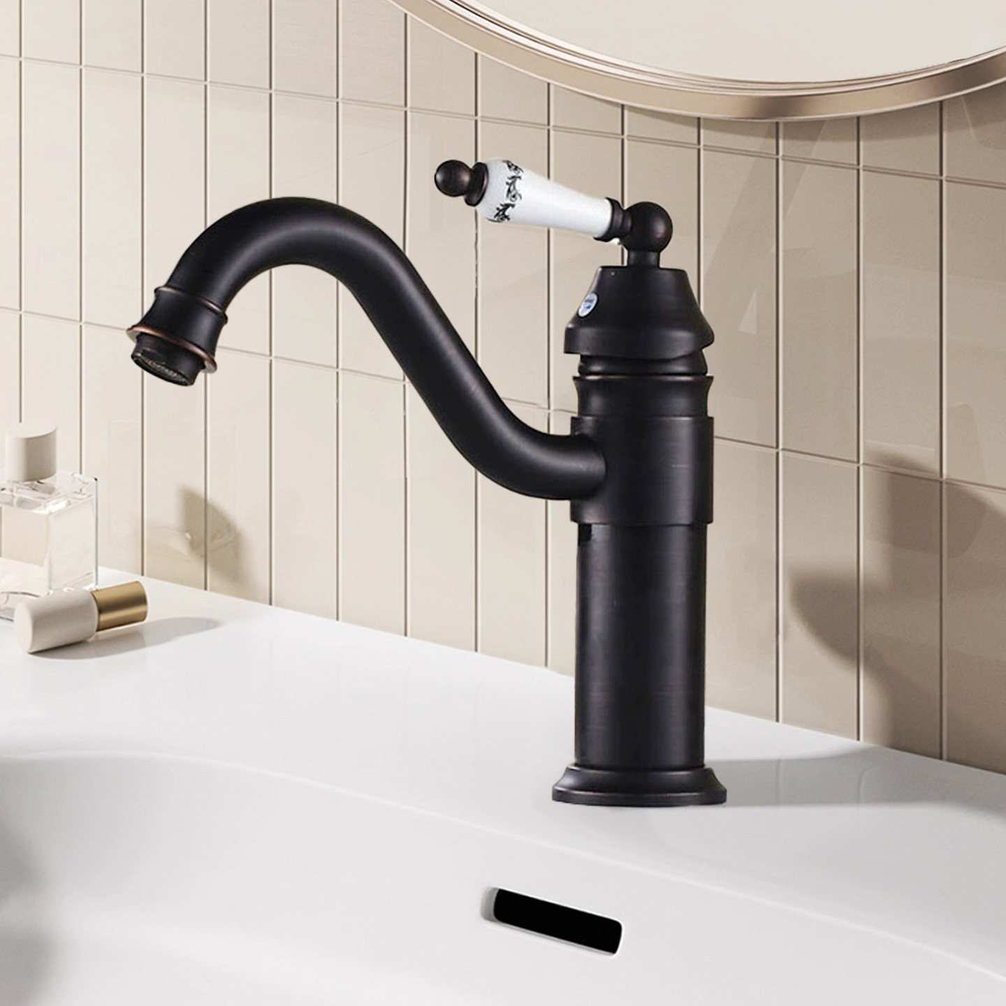 검정 앤틱 로우 프로파일