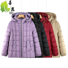 新款纯色妈妈外套冬加厚款中老年人洋气棉衣大衣时尚中年连帽女装