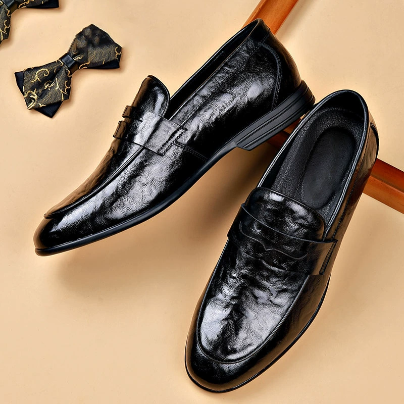 Дышащие мужские ботинки весна-лето, обувь Slip-on для мужчин, новые модели 2025 года, мягкая поверхность, мягкая подошва, универсальная повседневная обувь из бобового кожи для мужчин