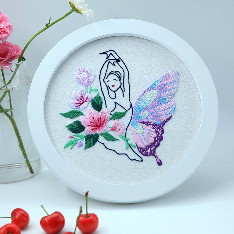 Bordado Diy Butterfly Colgante Lu Bordado Hecho a mano Paquete de material Juego de tres piezas Inglés Creative Children's Gift Flower Colgante