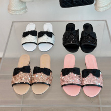 ߶Ʒ|СLƬˮ荺YЬŮ¿ɚ⴩һϳ