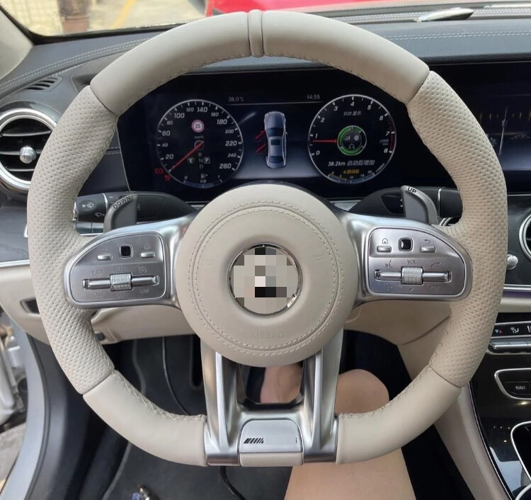 Suitable for all Mercedes-Benz models, upper and lower, left and right, beige leather with AMG809 logo electroplated steering wheel kit