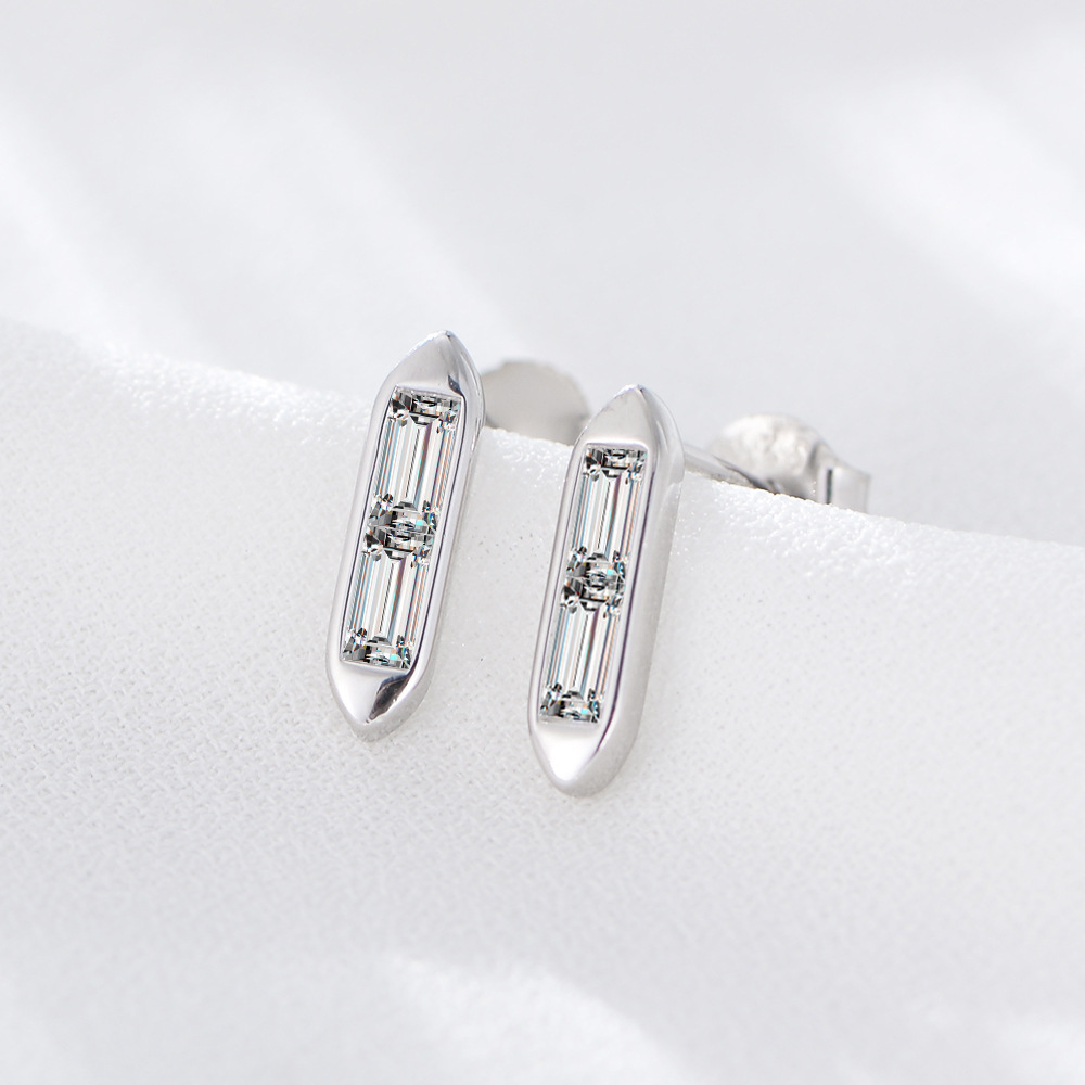 Estilo coreano S925 plata esterlina simple geométrica todo partido elegante cuadrado con incrustaciones de circón pendientes de plata de lujo ligero de las mujeres joyería