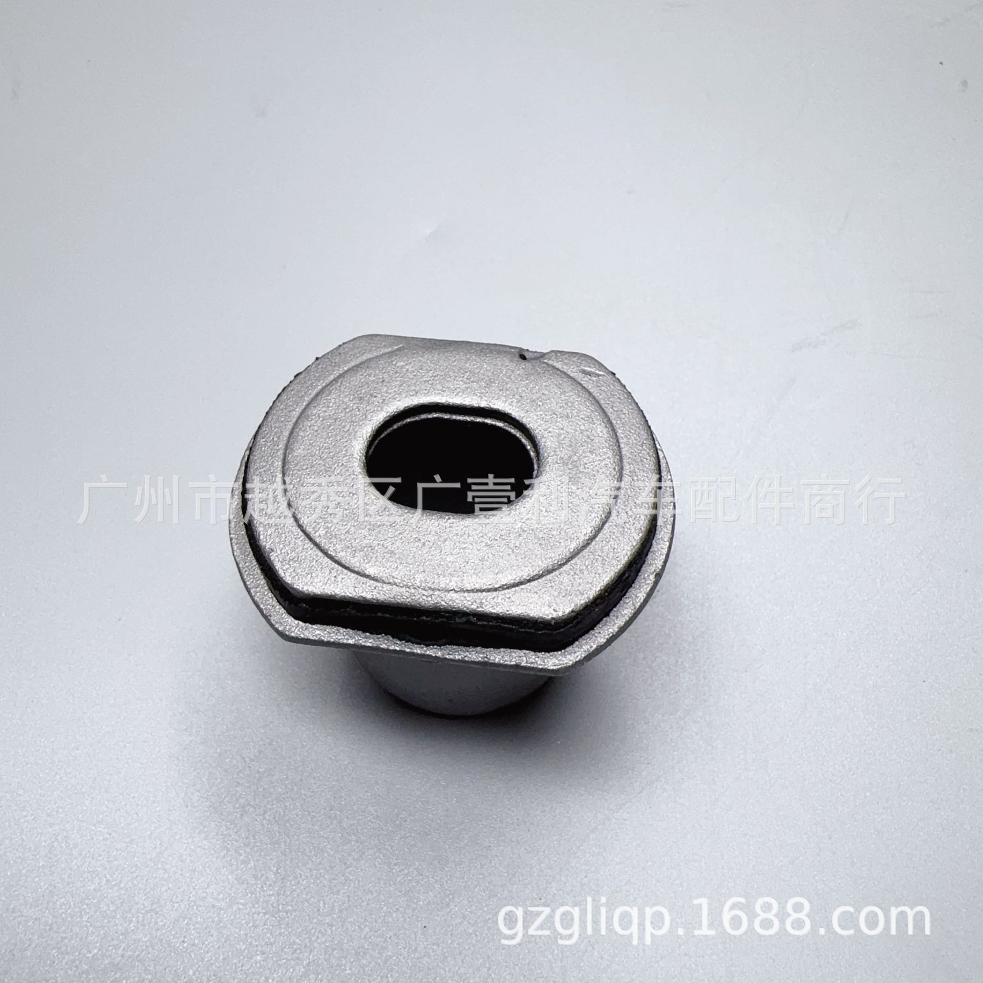 Suitable for 45522-0K100 45516-60030 VIGO GRJ10 direction machine fixing rubber sleeve