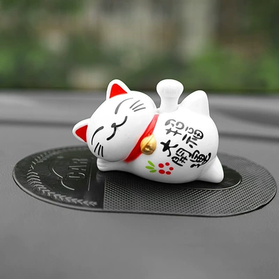 Car ornaments cat decoration car dashboard