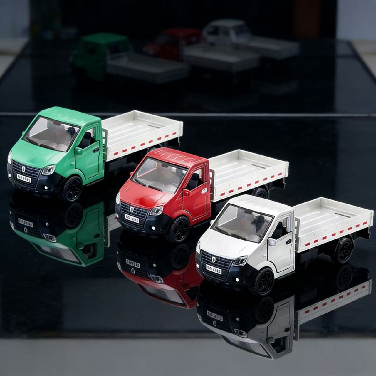 (Bag-Packed) 1/34 Alloy Model Small Truck 3-Door Realistic Children's Toy Car Transport Truck Delivery Truck Classic