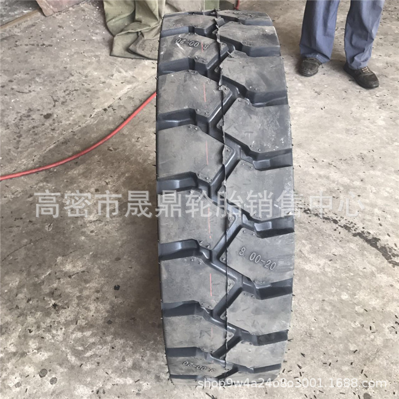 加厚工程胎8.00-20 矿井轮胎800-20矿用填充轮胎