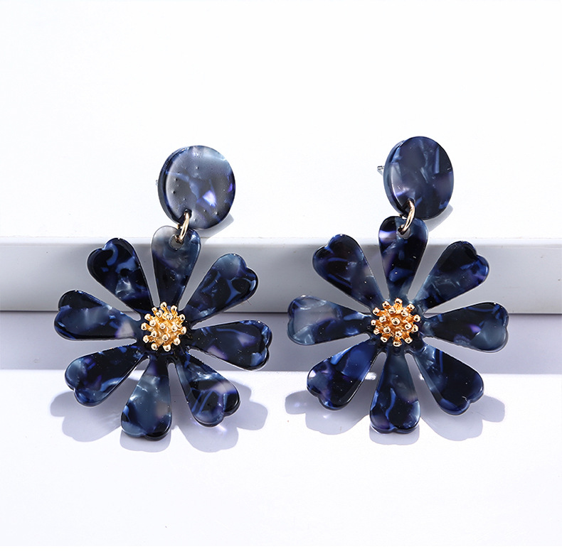 Retro Flower Alloy Acetic Acid Sheets Women's Drop Earrings 1 Pair display picture 2