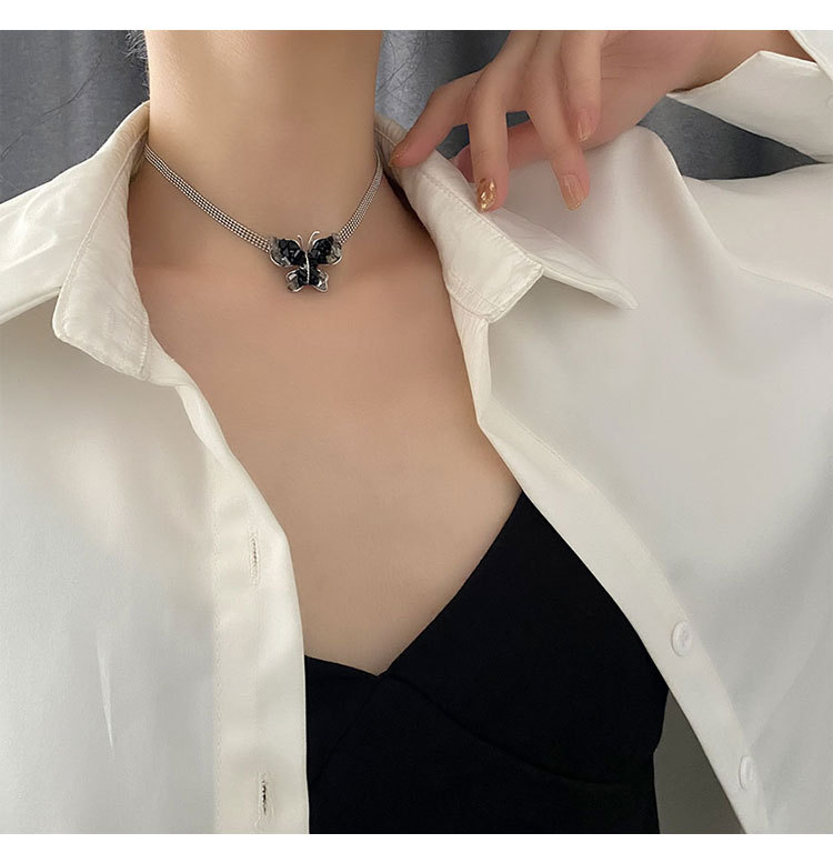 Fashion Butterfly Alloy Titanium Steel Plating Pendant Necklace 1 Piece