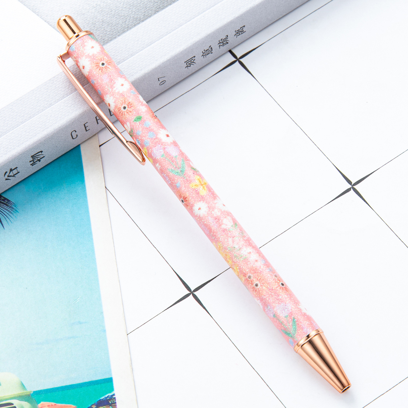 Estilo creativo ins mismo estilo chica corazón flor pluma fresca estudiante prensa pluma de cuero oro rosa prensa bolígrafo