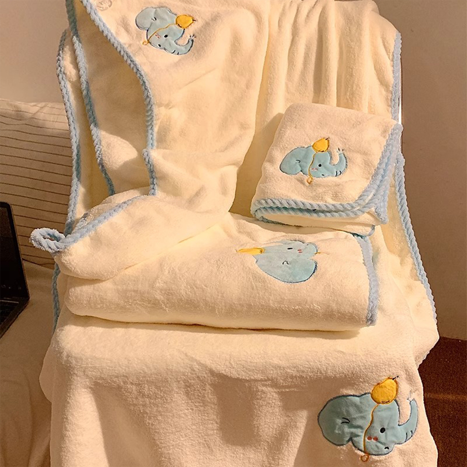 Toalla de elefante lindo estilo ins