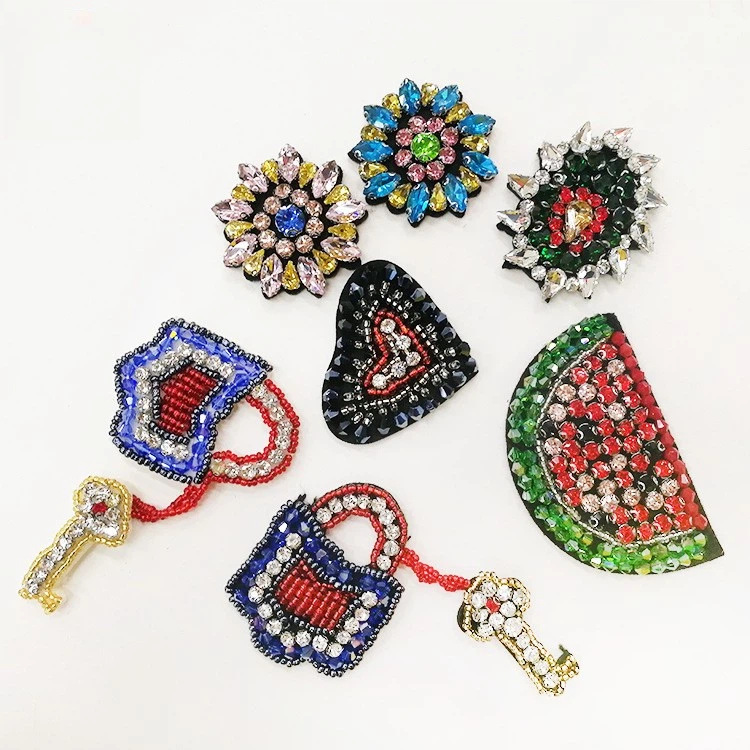 厂家生产 DIY彩钻小圆服装辅料时尚个性箱包纺织辅料鞋帽配饰爪钻