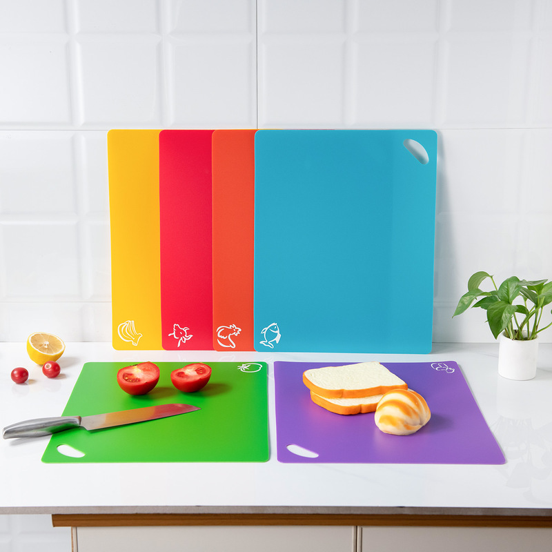 Factory wholesale 6-piece cutting board non-slip cutting board foldable plastic classification cutting board PP sheet cutting board portable