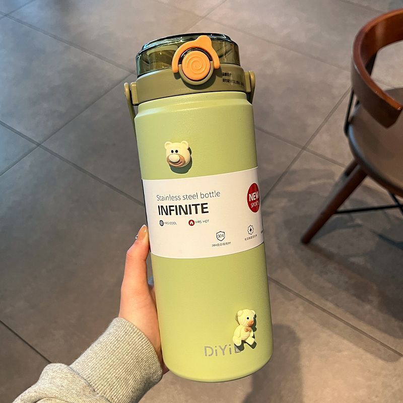 Taza de aislamiento de dos bebidas de gran capacidad de aislamiento de agua de paja de chicas simple portable 316 taza de acero inoxidable ins viento