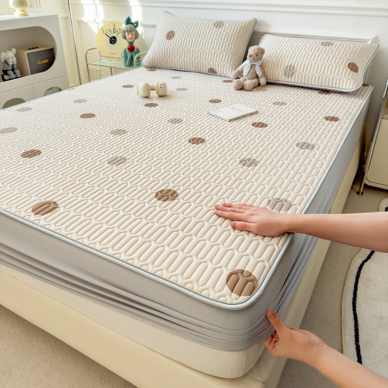 Summer Latex Mat, Ice Silk Mat, Fitted Sheet, Three-Piece Set, Summer Machine Washable Student Dormitory Soft Mat, Single or Double