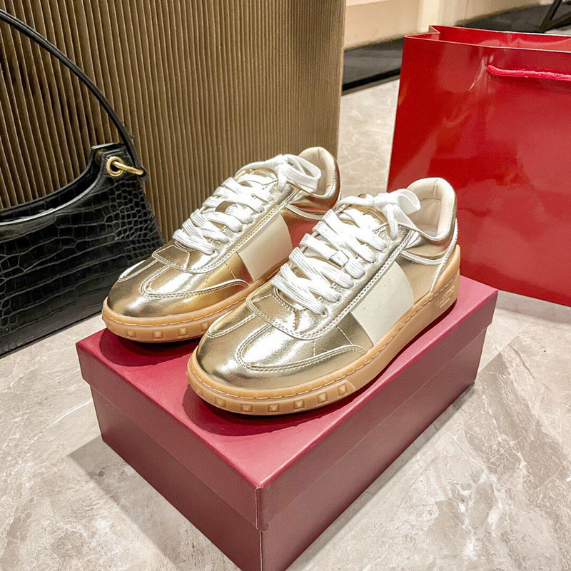 New non-slip thick-soled sneaker small white shoes 2024 spring and summer round head breathable fashion ladies classic lace-up shoes