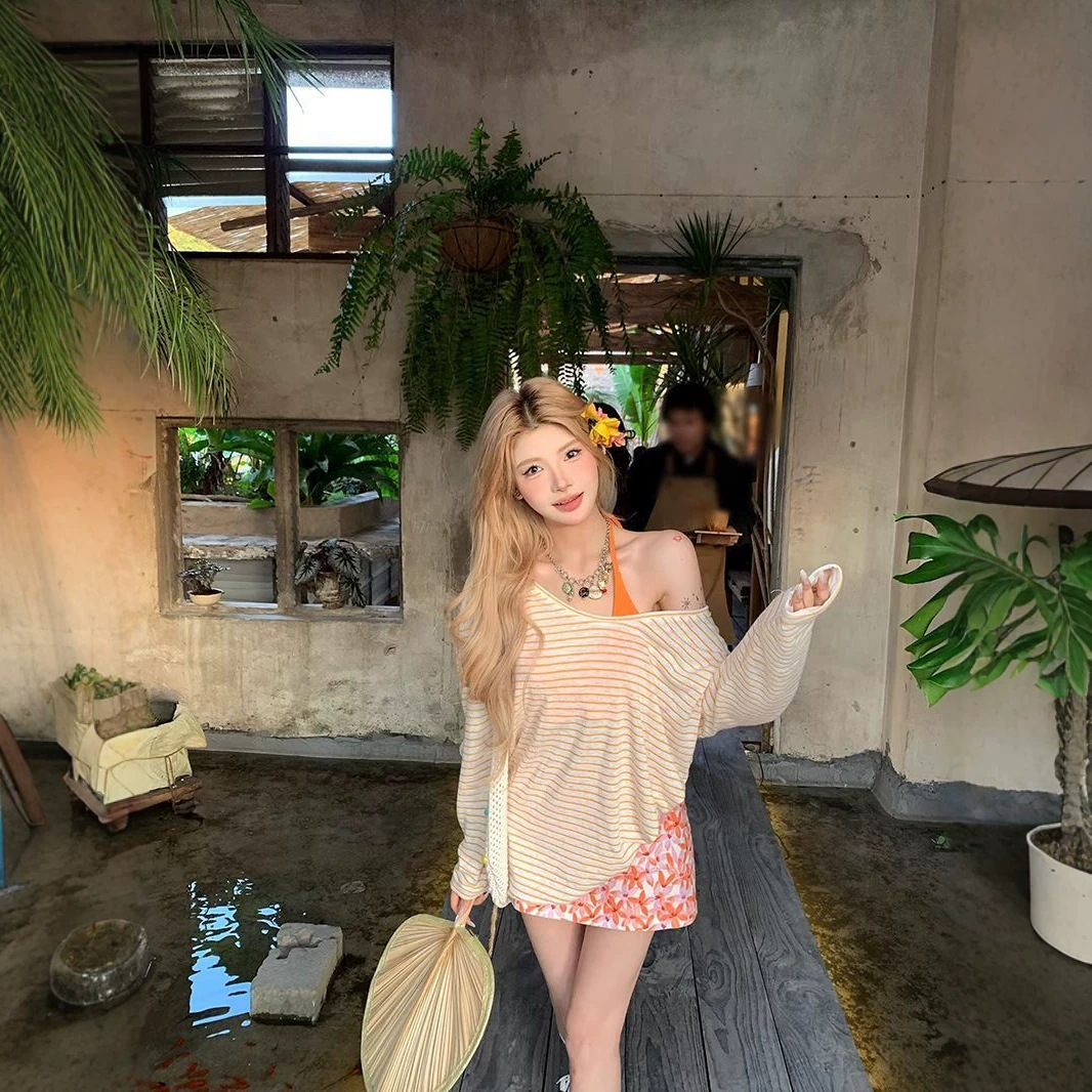 Sweet and Spicy Girl Style Off-Shoulder Striped Long-Sleeve T-Shirt with Chest Pads, Orange Camisole, 2026 Vacation Set