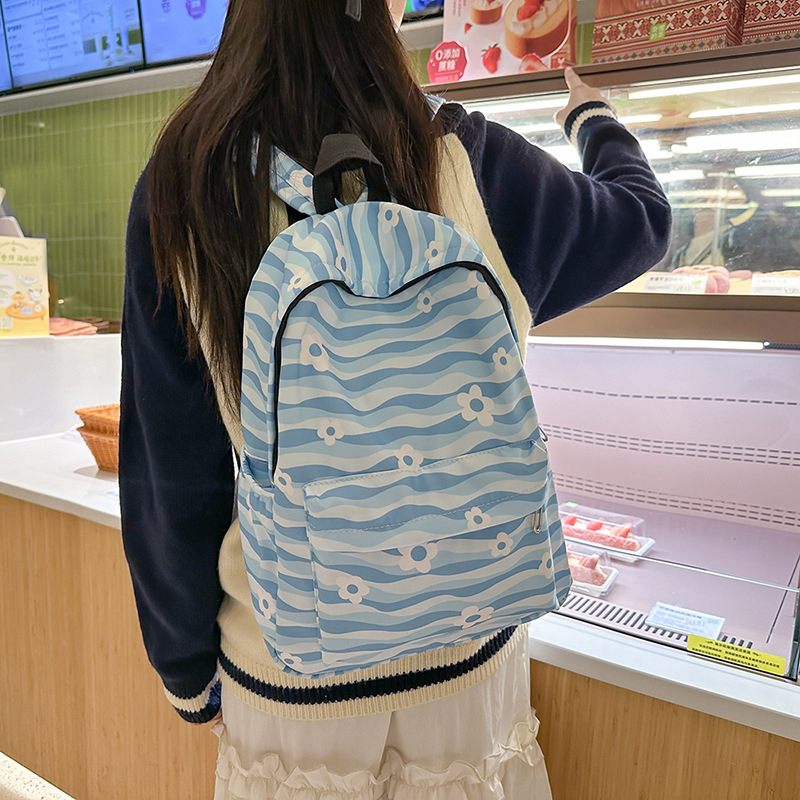 Mochila de gran capacidad versátil para estudiantes de secundaria y secundaria, mochila coreana simple, mochila de viaje casual fresca para mujeres