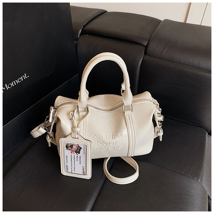 Korean version hand-held bowling bag for women 2025 new retro niche commuting pillow bag versatile single-shoulder crossbody bag undefined