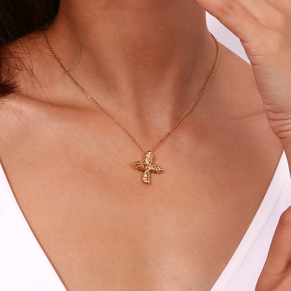 Stainless Steel Titanium Steel Simple Style Cross Plating Pendant Necklace display picture 12