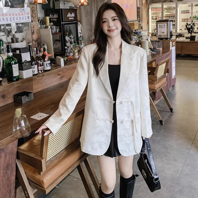 New Chinese-Style Light National Style Blazer for Women, Spring and Autumn 2026 New Model, Petite Size, High-End Jacquard with Traditional Chinese Buttons, Small Suit