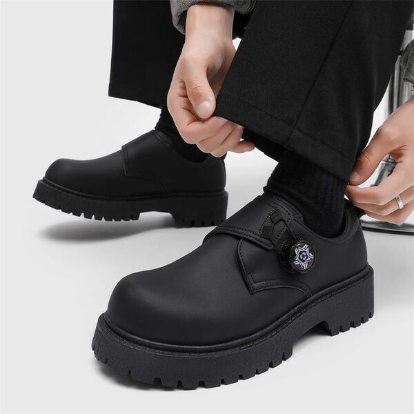 Men's casual black shoes English style for work and office platform