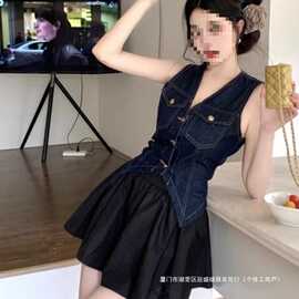 复古时尚领无袖牛仔马甲女装夏季2026新款修身显瘦短款马夹上衣