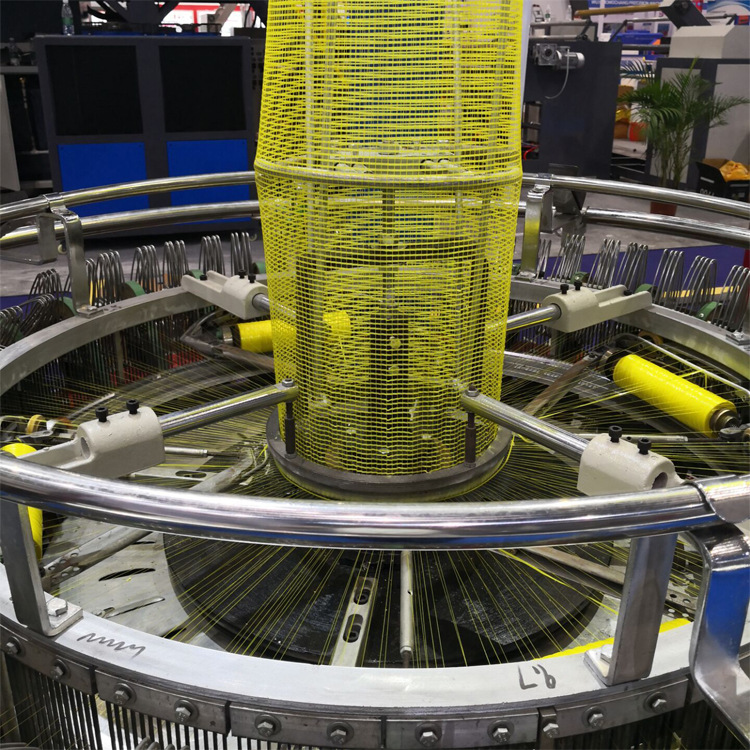 Fábrica de fuente Máquina de trenzado de plástico Máquina de producción de bolsas de malla Máquina de producción de equipos de bolsas de malla Máquina de suministro de línea de producción de bolsas de malla